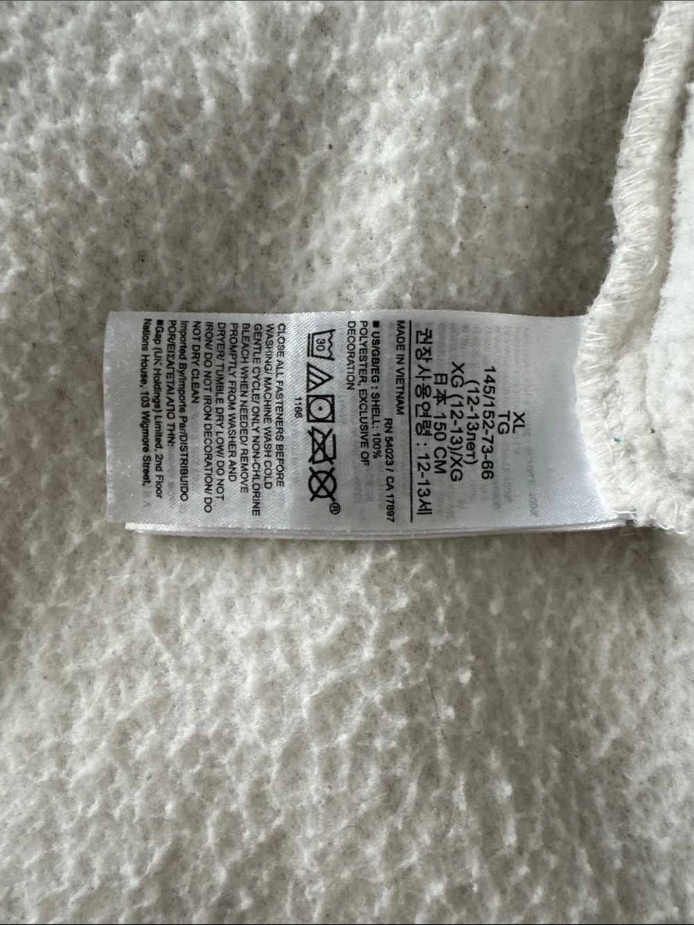 GAP Cream Sherpa Jacket with Navy Contrast Pocket